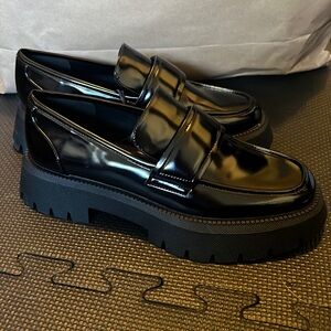 Zara chunky soled loafers - black Patent style